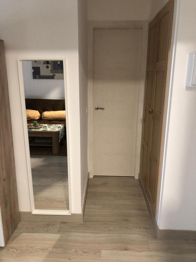 Apartamento Totalmente Reformado Con Piscina Y Jardines Al Lado De La Playa De La Carihuela Торемолинос Екстериор снимка